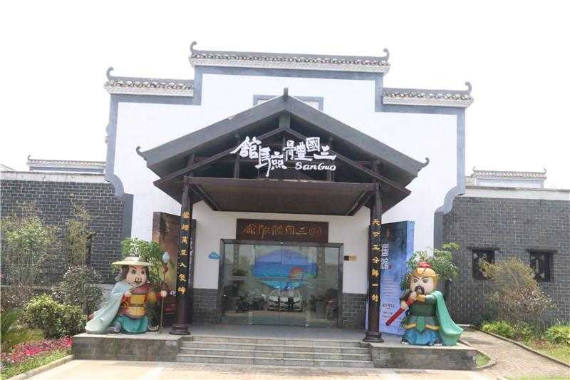 景區(qū)標(biāo)識(shí)設(shè)計(jì)中，內(nèi)部結(jié)構(gòu)布局應(yīng)該怎么做？